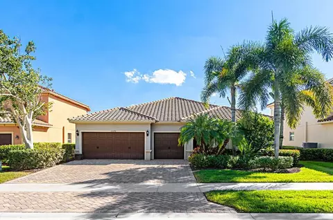10576 Longleaf Ln, Wellington, FL 33414