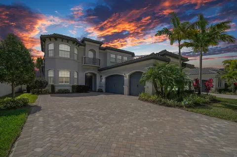 9782 Bozzano Dr, Delray Beach, FL 33446
