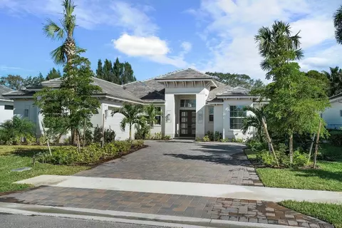 204 Strand, Vero Beach, FL 32963