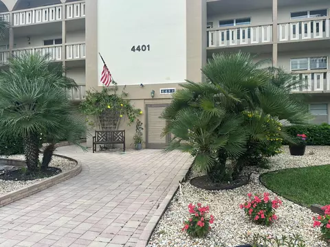 4401 Martinique Ct #A1, Coconut Creek, FL 33066