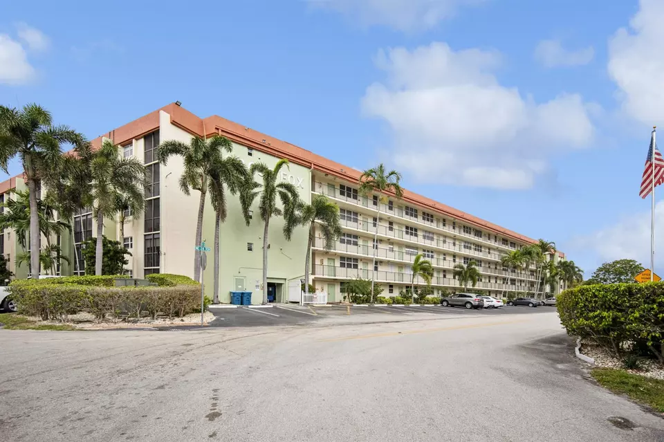 Exterior - 5300 NE 24th Ter #226C, Fort Lauderdale, FL 33308 photo 10 of 10