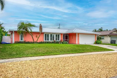 4168 Russell, Tequesta, FL 33469
