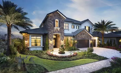 8308 Grand Prix Ln, Boynton Beach, FL 33472