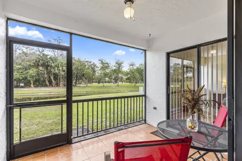 226 Par Dr, Royal Palm Beach, FL 33411