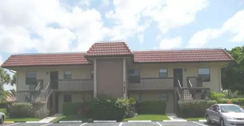21890 Lake Forest Cir #103, Boca Raton, FL 33433