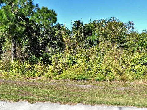 1349 SW Becker Rd, Port St Lucie, FL 34953
