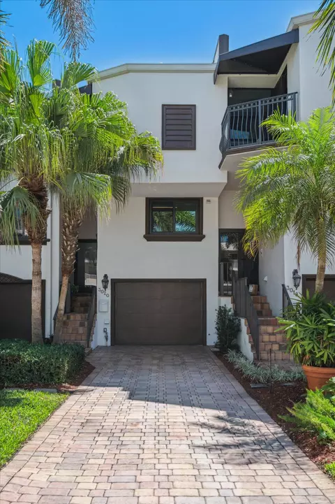 3020 NE 49th St #2, Fort Lauderdale, FL 33308
