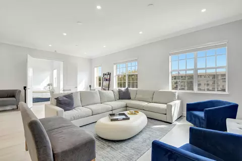 200 NE 2nd Ave #315, Delray Beach, FL 33444