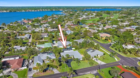 59 Yacht Club Pl, Tequesta, FL 33469