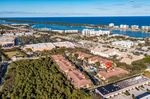 158 Village #F, Tequesta, FL 33469