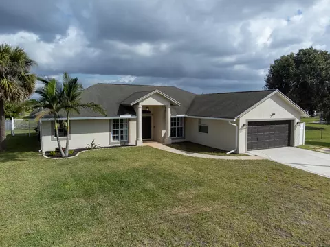 941 SW Excel Ave, Port Saint Lucie, FL 34953