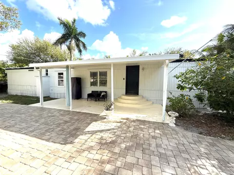 1117 SW Buckskin Trl, Stuart, FL 34997