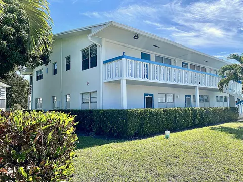 114 Oakridge I, Deerfield Beach, FL 33442