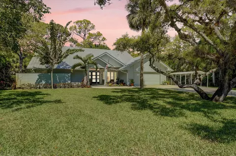 8288 SW Oak Hammock Ct, Stuart, FL 34997