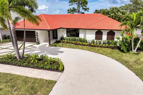 2567 Bordeaux Ct, Palm Beach Gardens, FL 33410