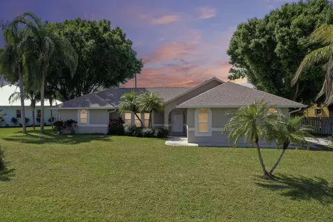 3406 SE Bevil Ave, Port Saint Lucie, FL 34984