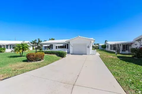 1701 SW 19th Ct, Boynton Beach, FL 33426