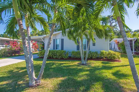 3201 Columbrina Cir, Port Saint Lucie, FL 34952