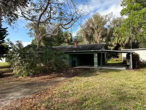 6305 Arapahoe St, Fort Pierce, FL 34982