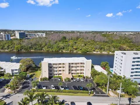 333 NE 19th Ave #202, Deerfield Beach, FL 33441