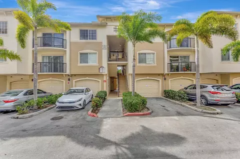 1400 Crestwood 1407 Ct S #1407, Royal Palm Beach, FL 33411