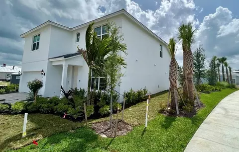 10390 SW Highpointe #WHITESTONE, Stuart, FL 34997
