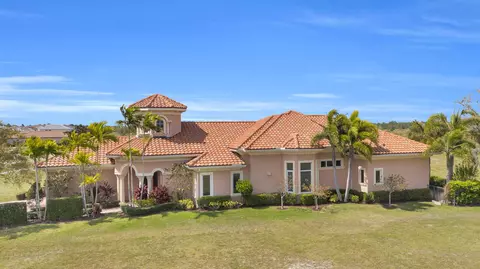 408 SE Fascino Cir, Port Saint Lucie, FL 34984