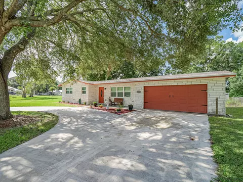 7903 Lakeland Blvd, Fort Pierce, FL 34951