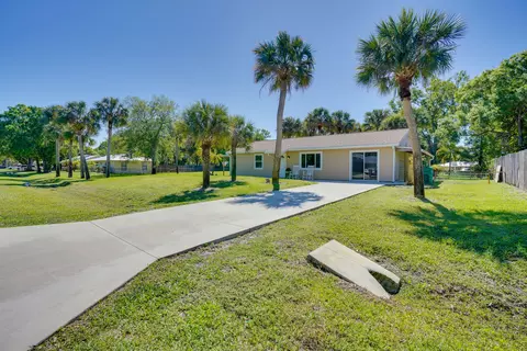 7601 Donlon Rd, Fort Pierce, FL 34951