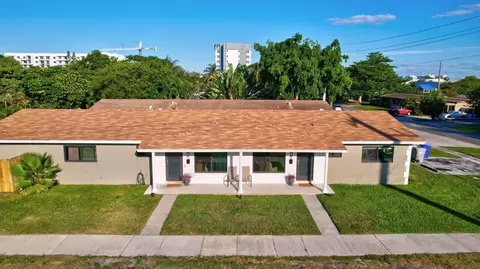 1801 NE 2nd St #1-2, Pompano Beach, FL 33060
