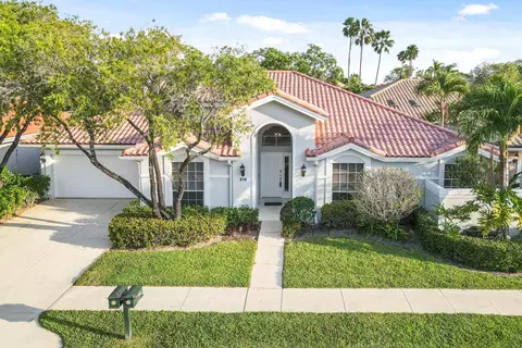 213 Eagleton Lake Blvd, Palm Beach Gardens, FL 33418