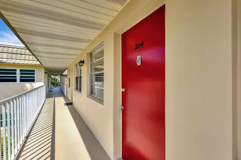20 Vista Gardens Trl #204, Vero Beach, FL 32962