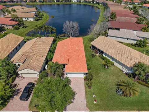 11323 SW Mountain Ash Cir, Port Saint Lucie, FL 34987