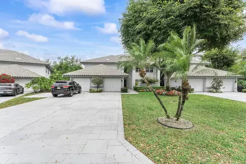 11530 Briarwood Cir #3, Boynton Beach, FL 33437