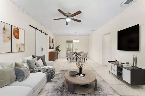 4621 NW 4 St, Miami, FL 33126