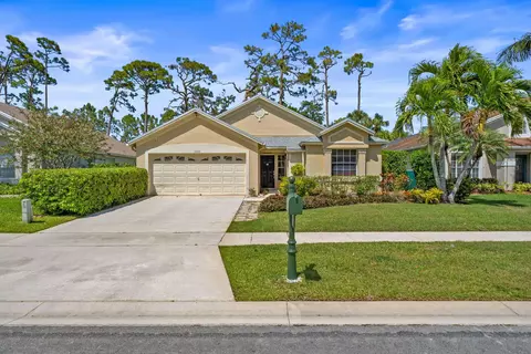 15133 Oak Chase Ct, Wellington, FL 33414
