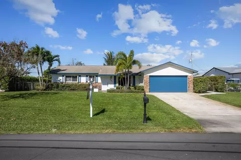 2591 SW 11th St, Boynton Beach, FL 33426