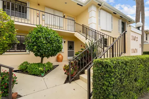 1101 Keystone Dr #D, Jupiter, FL 33458