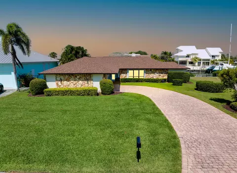 272 Bermuda Beach Dr, Fort Pierce, FL 34949