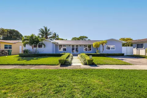 21310 NE 19th, Miami, FL 33179