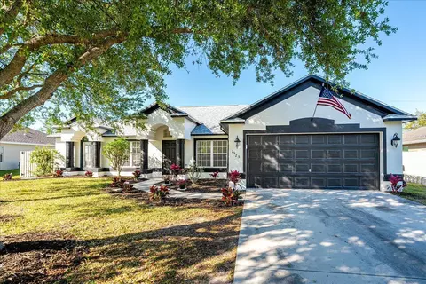 1525 SW Leisure Ln, Port Saint Lucie, FL 34953
