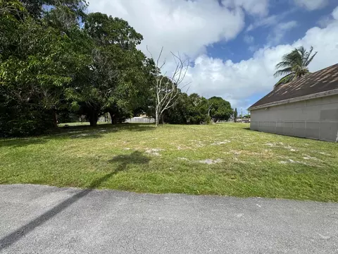 135 NE 3rd, Boynton Beach, FL 33435