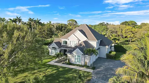 7750 Steeplechase Dr, Palm Beach Gardens, FL 33418