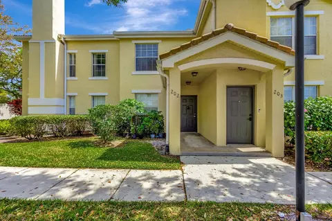 170 SW Peacock Blvd #36-202, Port Saint Lucie, FL 34986