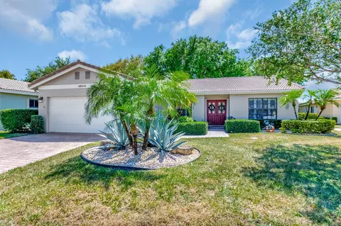 22015 Colony Dr, Boca Raton, FL 33433