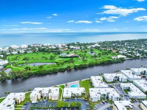 6 Colonial Club Dr #301, Boynton Beach, FL 33435