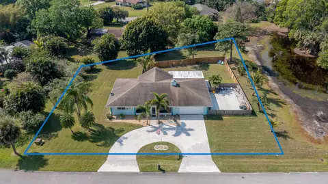 5580 SE Paramount, Stuart, FL 34997