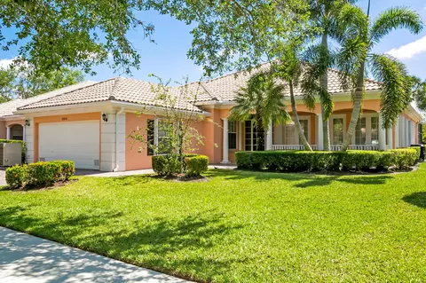 10915 SW Hartwick Dr, Port Saint Lucie, FL 34987