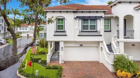 3152 Waterside Cir, Boynton Beach, FL 33435