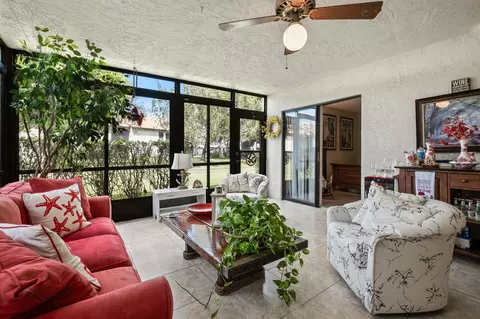 3313 Perimeter Dr #1611, Greenacres, FL 33467
